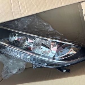 Đèn Pha LH Innova 2017-2024 TYC 20-G016-05-02B