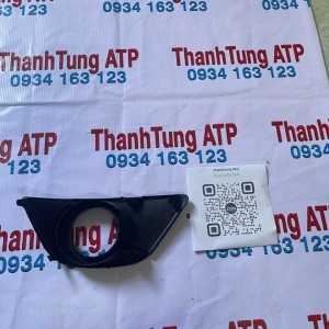 vỏ đèn sương mù toyota innova