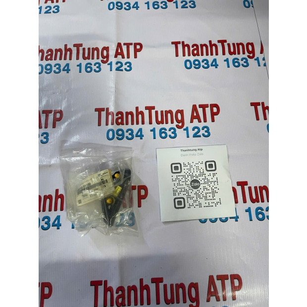 Ốp tam giác gương Santafe 2019 bên phải / 86210 S1100