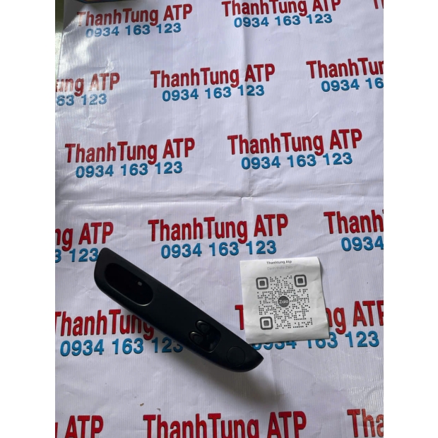 Công tắc nâng hạ kính cửa trước phía trước matiz 03 /  96563826
