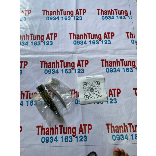 Tay nắm cửa trước LH Captiva 13-18 ( có cảm biến)