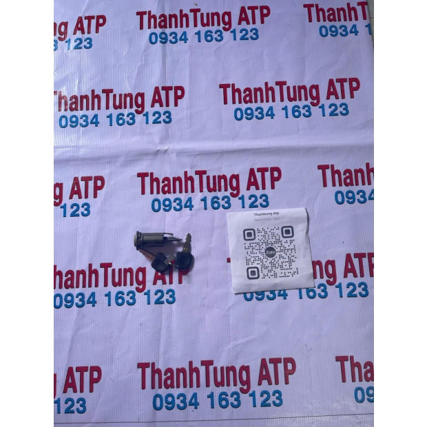 ổ khóa liền 2 chìa dành cho xe Aveo, Gelo, Espevo 9022 1874