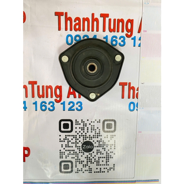 Bát bèo giảm xóc trước dùng cho NISSAN Bluebird 2005-2011